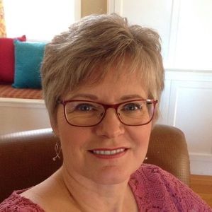 Meet your Posher, Angela